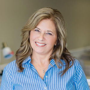 Meet your Posher, Denise